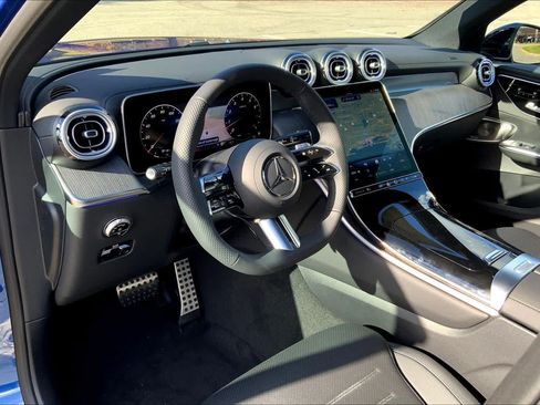 Certified 2026 Mercedes-Benz GLC 300 4MATIC image 9