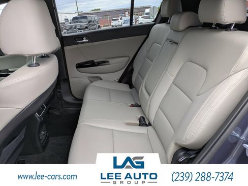 Used 2020 Kia Sportage S w/ Option Group 020 FWD image 10