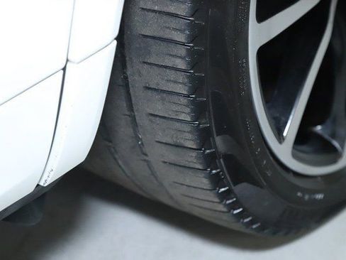 Used 2021 Porsche Cayenne Coupe image 37