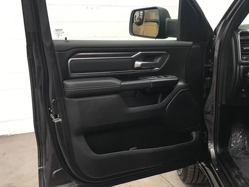 New 2026 RAM 1500 4x4 Crew Cab image 9