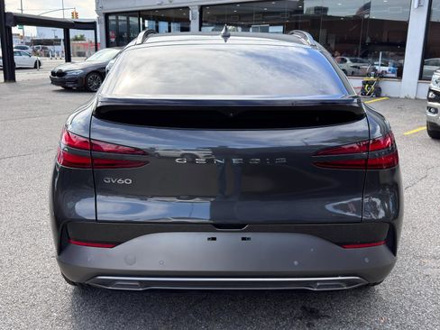 Used 2024 Genesis GV60 Advanced image 5