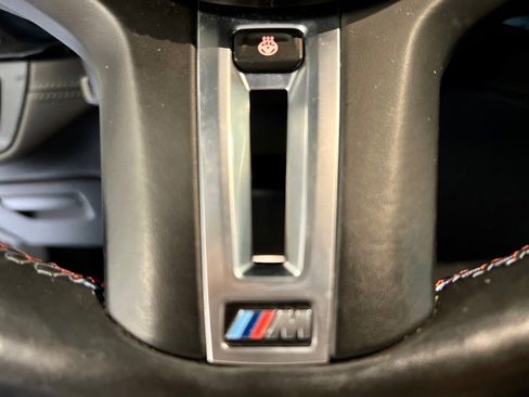 Used 2018 BMW M5 image 38