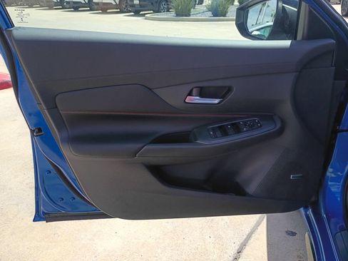 New 2026 Nissan Sentra SR w/ SR Premium Package FWD image 11