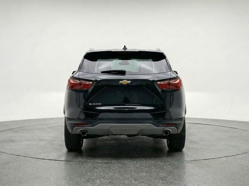 Used 2025 Chevrolet Blazer LT image 7