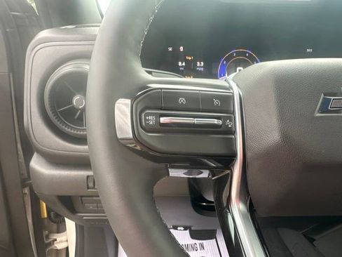 New 2026 Chevrolet Colorado Trail Boss w/ Off-Road Front Bumper Package AWD/4WD image 19