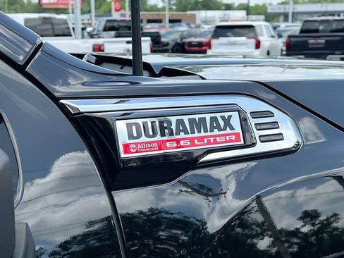 Used 2024 GMC Sierra 3500 Denali w/ Denali Reserve Package AWD/4WD image 42