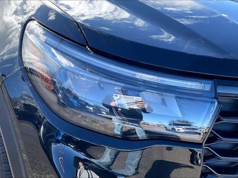 New 2026 Ford Explorer ST w/ Sun And Sound Package image 13