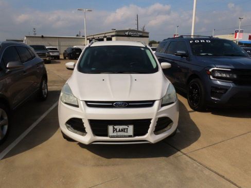 Used 2015 Ford Escape Titanium image 4