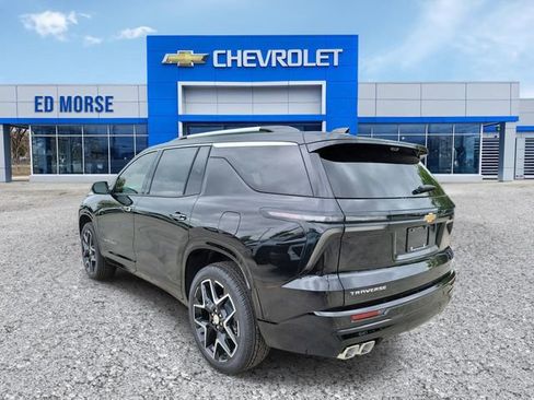New 2026 Chevrolet Traverse High Country FWD image 2