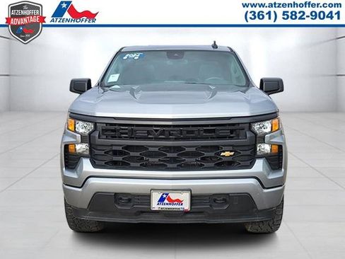 Used 2024 Chevrolet Silverado 1500 Custom image 2