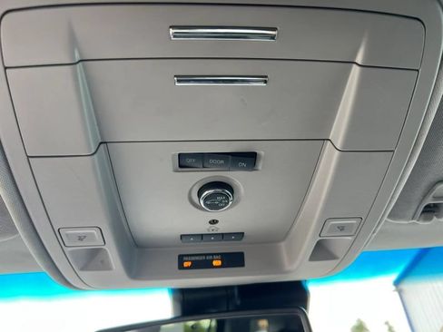 Used 2019 Chevrolet Tahoe LT AWD/4WD image 30