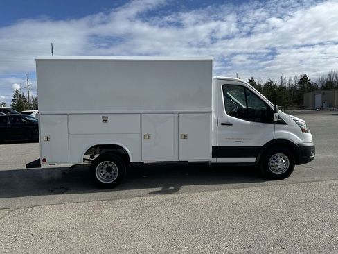 New 2024 Ford Transit 350 DRW w/ Interior Upgrade Package RWD image 34