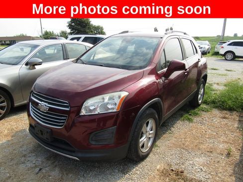 Used 2016 Chevrolet Trax LT AWD/4WD image 1