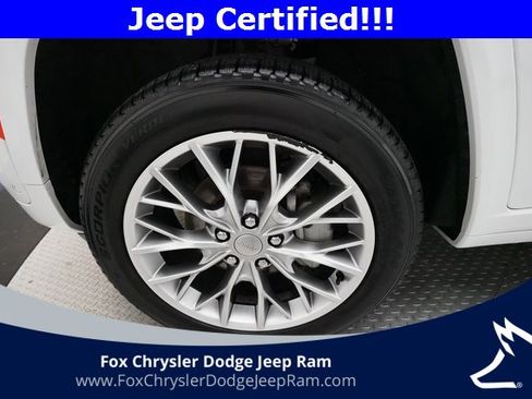 Certified 2023 Jeep Grand Cherokee Summit image 27