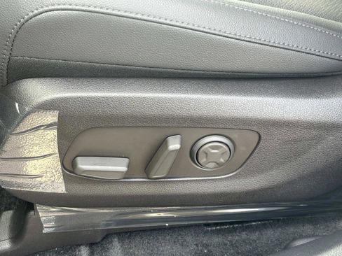 New 2026 Kia Carnival SX Prestige FWD image 28