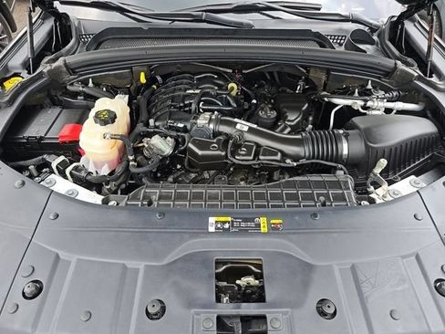 Used 2023 Jeep Grand Cherokee Limited AWD/4WD image 11