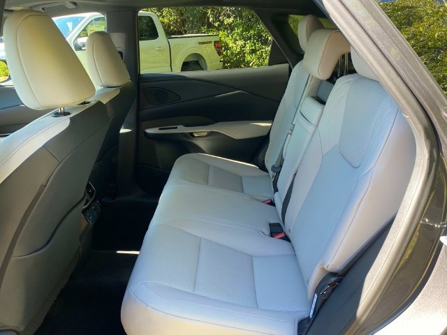 Used 2025 Lexus RX 350 Premium w/ Accessory Package AWD/4WD image 9