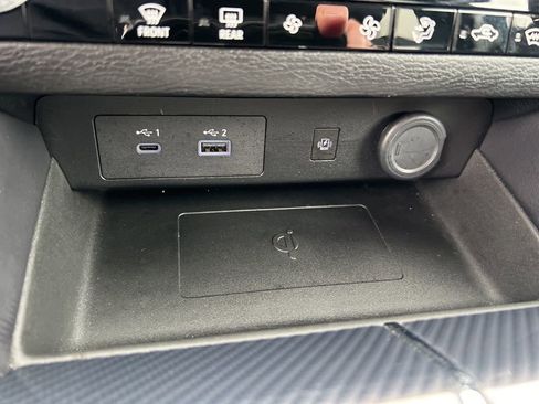 Used 2024 Mitsubishi Outlander SE image 58