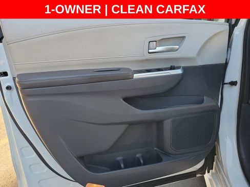 Used 2022 Toyota Sienna XLE w/ XLE Plus Package FWD image 23