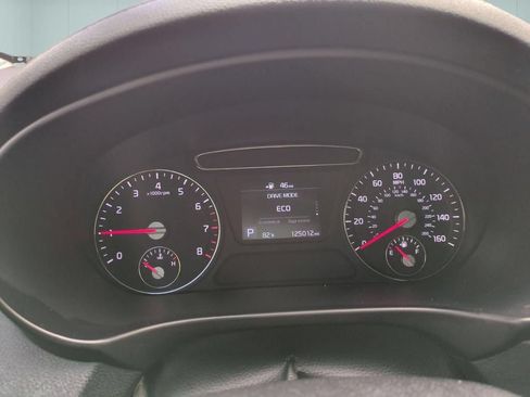 Used 2019 Kia Sorento L FWD image 17