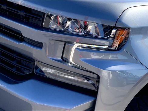 Used 2021 Chevrolet Silverado 1500 RST w/ Texas Edition Plus image 28