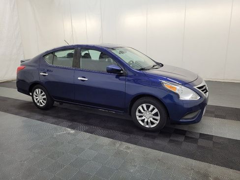 Used 2019 Nissan Versa SV FWD image 11