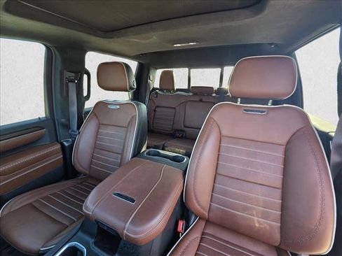 Used 2024 GMC Sierra 3500 Denali Ultimate image 15