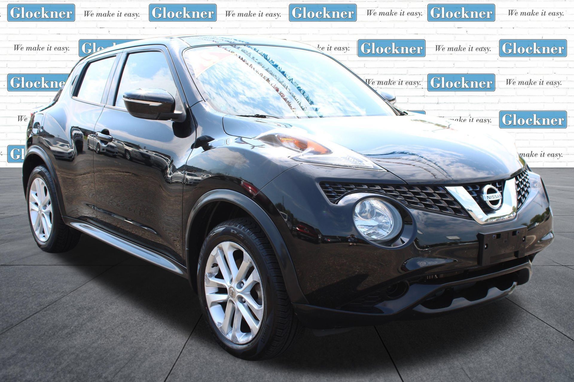 Used 2015 Nissan Juke S AWD/4WD image 3