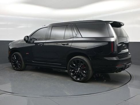 Used 2026 Cadillac Escalade V w/ LPO, ONYX Package AWD/4WD image 4