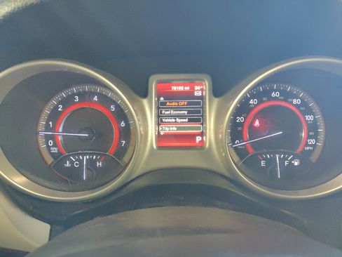 Used 2019 Dodge Journey SE w/ Premium Group image 23