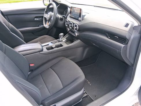 Used 2025 Nissan Sentra SV FWD image 15