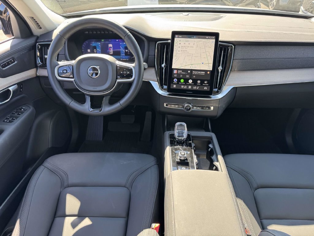 Used 2026 Volvo XC90 B6 Plus w/ Protection Package Premier AWD/4WD image 10