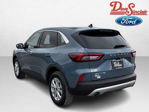 Used 2023 Ford Escape Active w/ Tech Pack #2 image 9