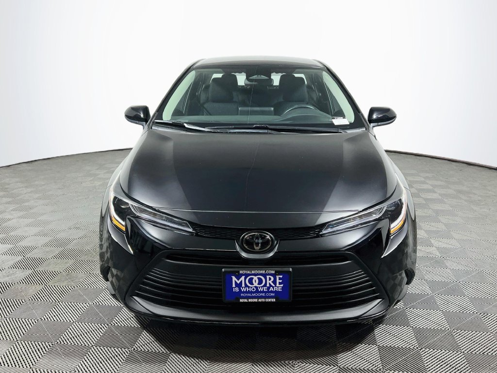 Certified 2024 Toyota Corolla LE FWD image 2
