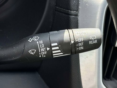 Used 2023 GMC Terrain SLE w/ Driver Convenience Package AWD/4WD image 24