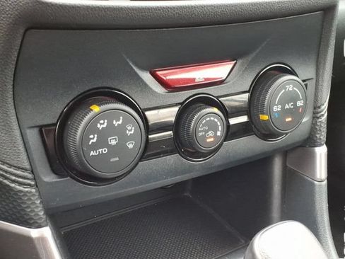 Used 2021 Subaru Forester AWD/4WD image 16