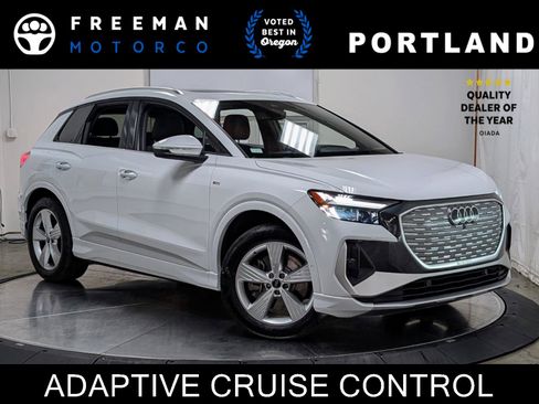 Used 2024 Audi Q4 e-tron Premium Plus image 1