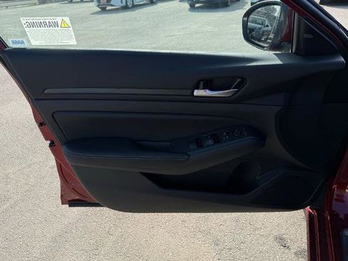New 2025 Nissan Altima 2.5 SV w/ SV Special Edition Package image 18