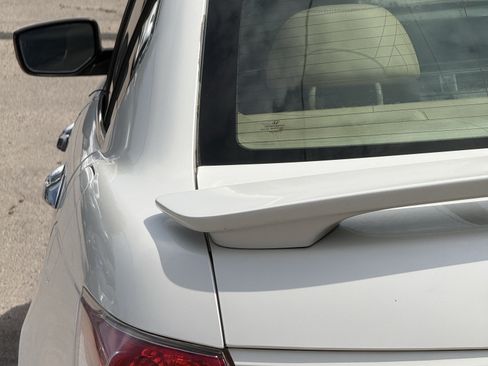 Used 2010 Honda Accord EX-L image 19