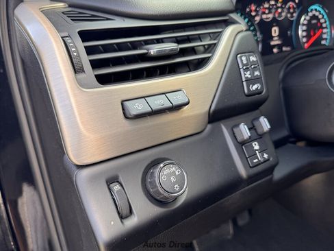 Used 2017 GMC Yukon Denali w/ Open Road Package RWD image 32
