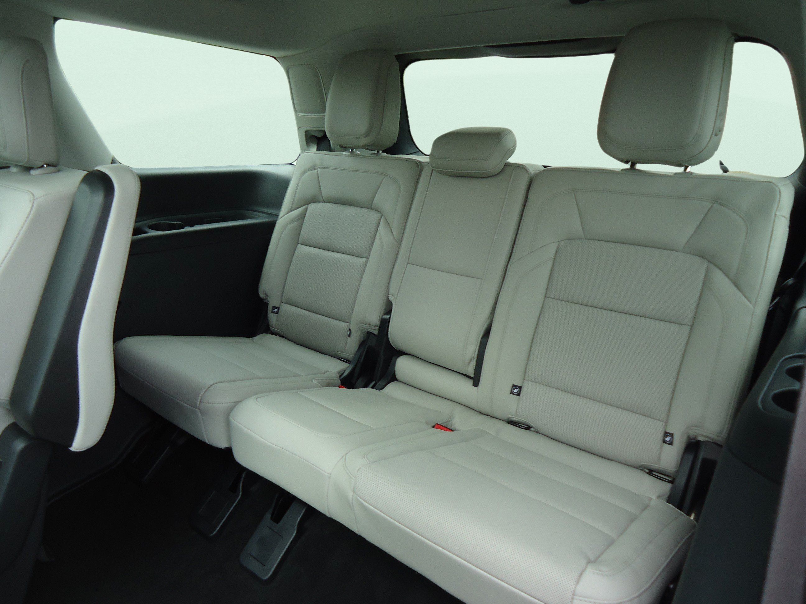 Used 2026 Lincoln Navigator Reserve AWD/4WD image 36