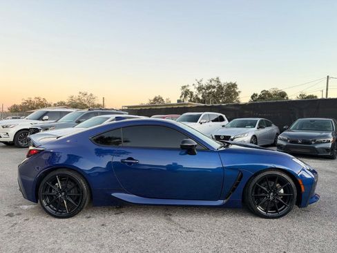 Used 2023 Toyota GR86 Premium w/ ALL Weather Mat Package (TMS) image 4