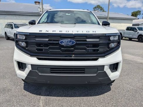 New 2026 Ford Expedition Max Active RWD image 9