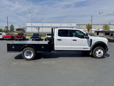 Used 2023 Ford F450 XLT w/ XLT Value Package AWD/4WD image 3