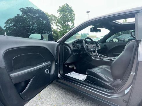 Used 2017 Dodge Challenger SXT Plus RWD image 12