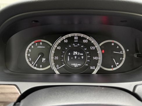 Used 2017 Honda Accord EX-L image 25