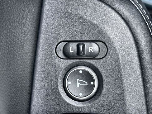 Used 2025 Honda HR-V EX-L image 15