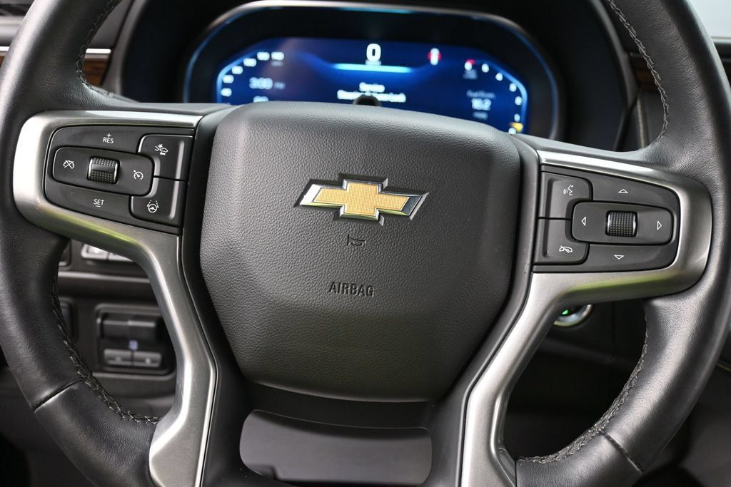 Used 2023 Chevrolet Tahoe Premier w/ Advanced Technology Package AWD/4WD image 16