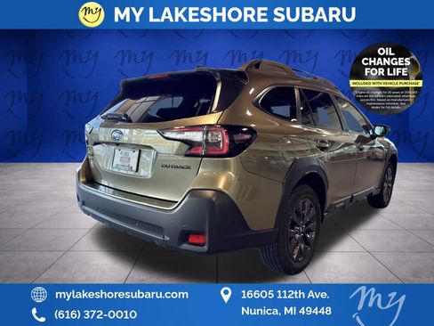 Certified 2025 Subaru Outback Onyx Edition AWD/4WD image 11