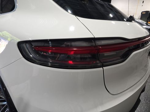Used 2020 Porsche Macan S AWD/4WD image 35